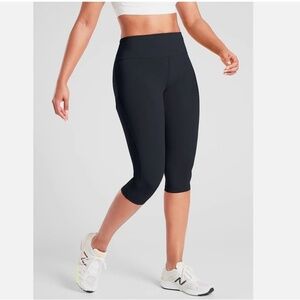 Athleta Ultimate Stash Pocket Crop - Size 3XL - Black
